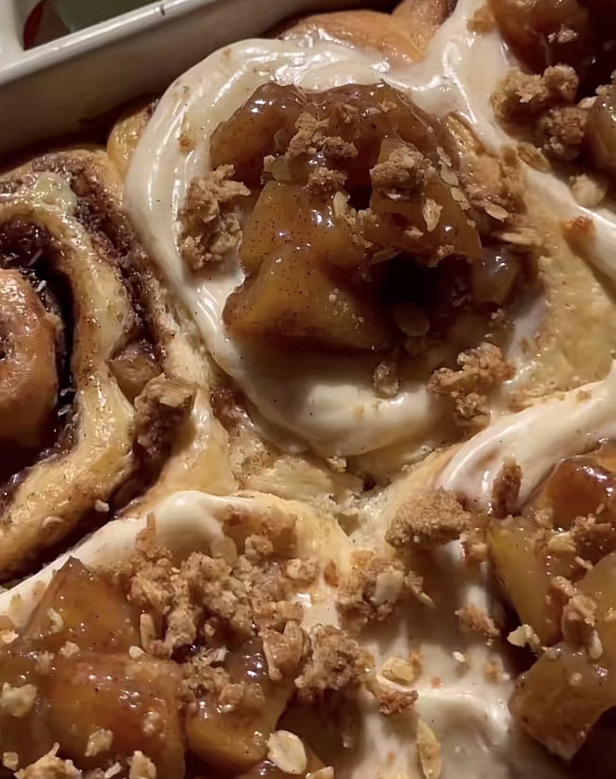 Apple Pie Cinnamon Roll